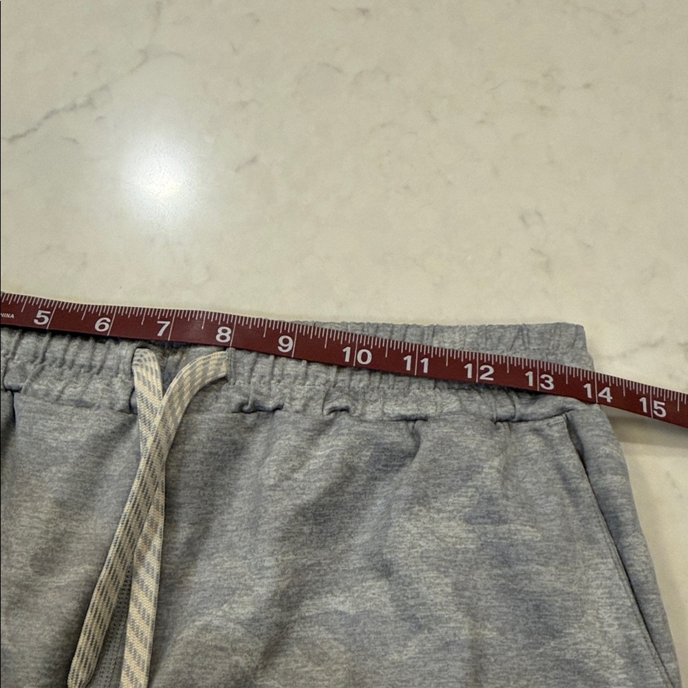 Vuori‎ Performance Jogger Size Small - Picture 7 of 9